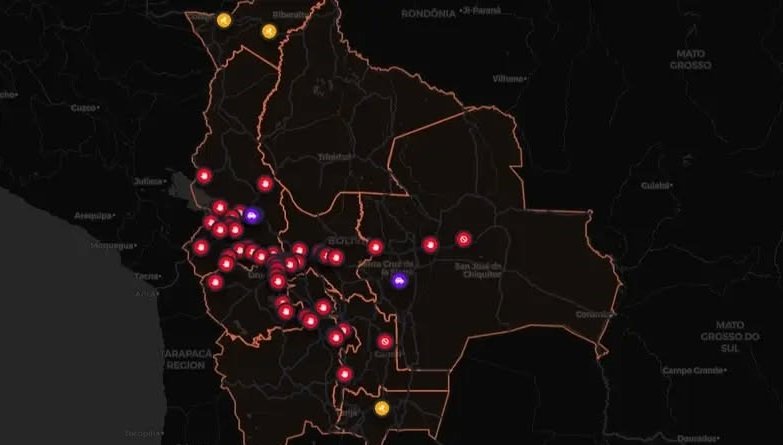 MÁS DE 40 BLOQUEOS MANTIENEN AISLADAS VARIAS RUTAS DEL PAÍS