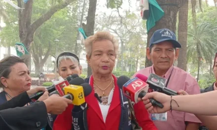 MARÍA INÉS GALVIS: “HAY ORGULLO Y SOBERBIA DEL PRESIDENTE; NO ESCUCHA AL PUEBLO”