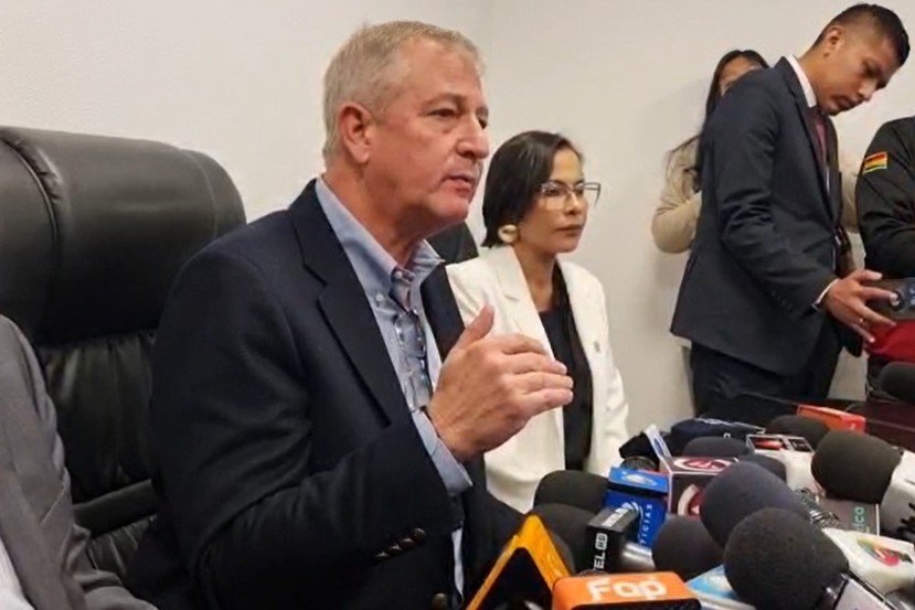 MARINKOVIĆ PROPONE QUE CADA DEPARTAMENTO DECIDA SOBRE LA LEY 1720