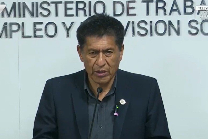 GOBIERNO CONVOCA NUEVAMENTE A LA COB A DIÁLOGO EN MEDIO DE TENSIÓN SOCIAL