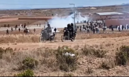 GASIFICACIÓN POLICIAL EN MASOCRUZ NO EVITÓ REINSTALACIÓN DE BLOQUEOS