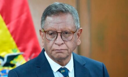 “NO HAY POSIBILIDAD DE UN ESTADO DE EXCEPCIÓN”, ASEGURO EL MINISTRO OVIEDO