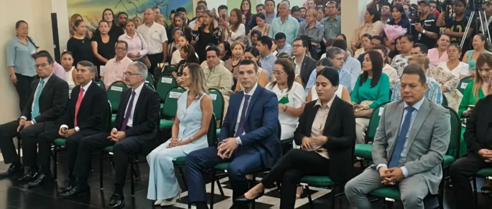 JUAN PABLO VELASCO POSESIONÓ A SU GABINETE DEPARTAMENTAL EN CASA DE GOBIERNO