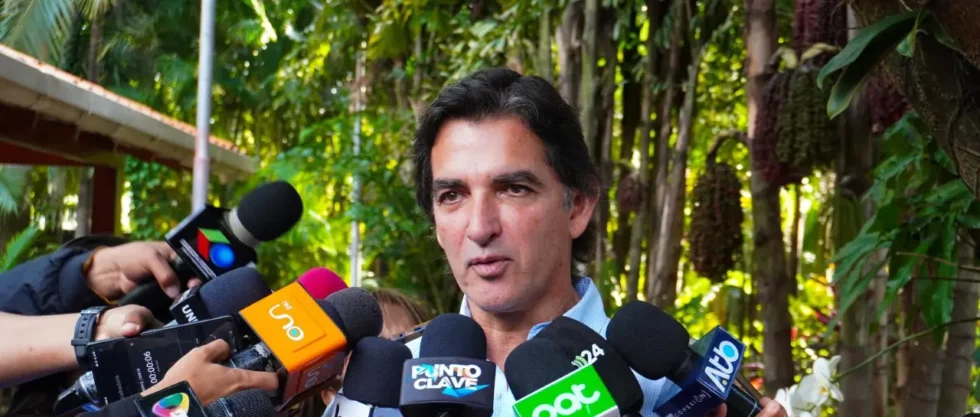 SAAVEDRA: “HACÍAN DIBUJO LIBRE CON NUESTROS IMPUESTOS”