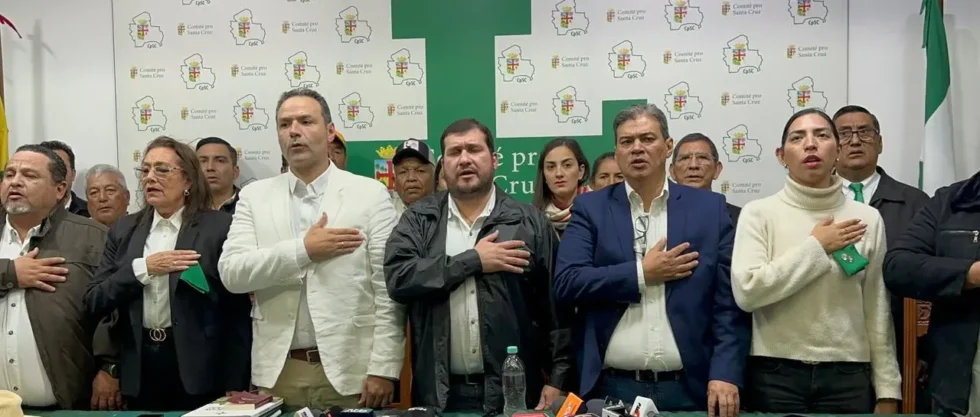 CÍVICOS CONVOCAN A UNA MARCHA EN DEFENSA DE LA DEMOCRACIA PARA ESTE JUEVES