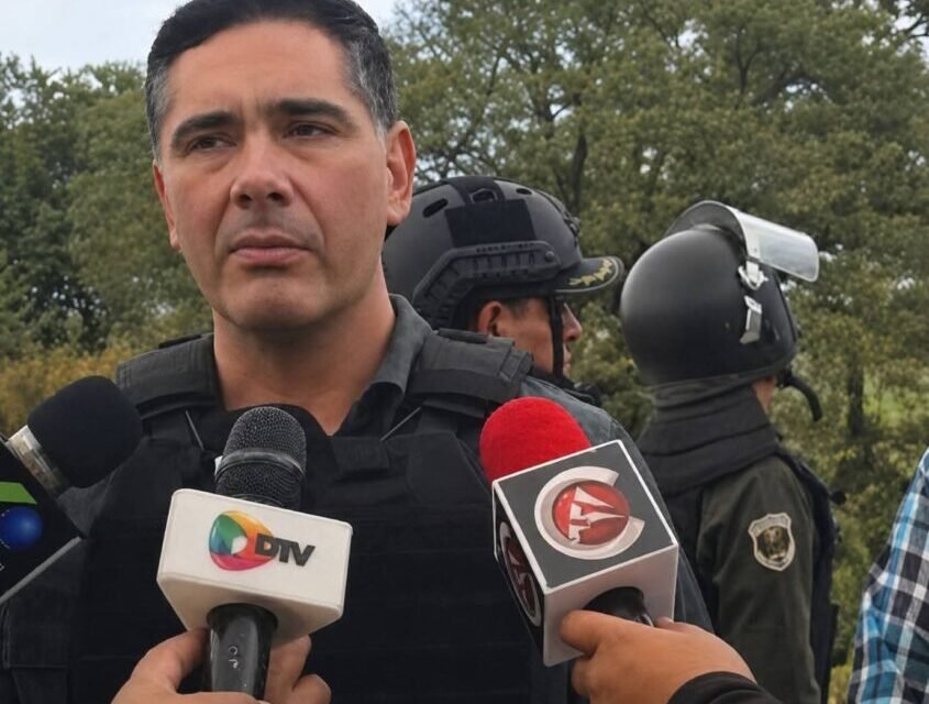 GOBIERNO: “GRUPOS RADICALES PRETENDEN MANTENER SECUESTRADA A LA POBLACIÓN”