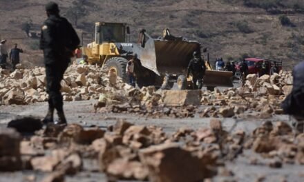 COCHABAMBA: ENFRENTAMIENTOS Y EXPLOSIVOS MARCAN OPERATIVOS DE DESBLOQUEO