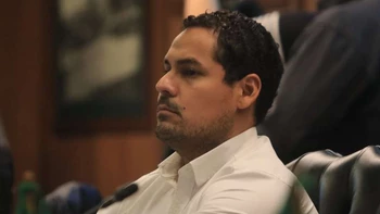 EMITEN ORDEN DE APREHENSIÓN CONTRA ANTONIO TALAMÁS POR PRESUNTA VIOLENCIA FAMILIAR