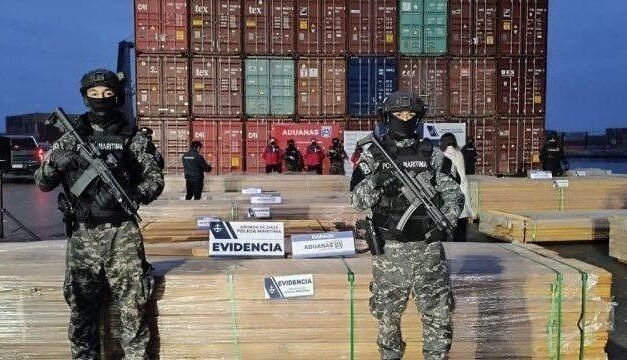 CHILE INCAUTA 108 TONELADAS DE DROGA OCULTA EN MADERA PROCEDENTE DE BOLIVIA
