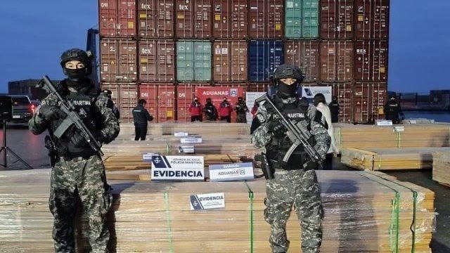 CHILE INCAUTA 108 TONELADAS DE DROGA OCULTA EN MADERA PROCEDENTE DE BOLIVIA