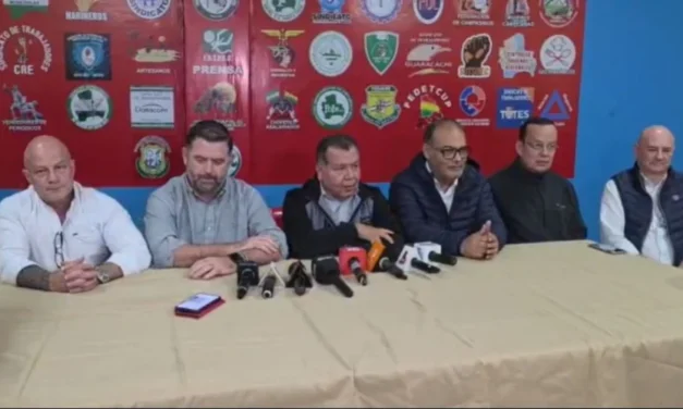 COD DE SANTA CRUZ Y SECTOR PRODUCTIVO EXIGEN EL LEVANTAMIENTO INMEDIATO DE LOS BLOQUEOS