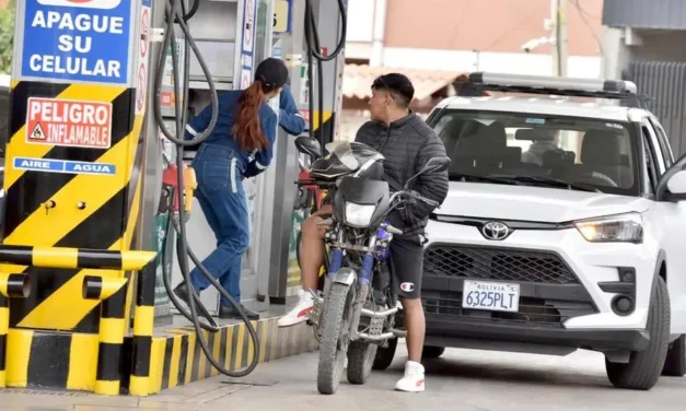 ASOSUR ALERTA POR CRISIS DE CARBURANTES EN EL ORIENTE Y EXIGE RESPUESTAS A YPFB