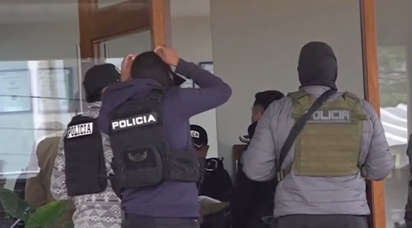 ALLANAN DOS EMPRESAS EN SANTA CRUZ POR EL CASO “NARCOMADERAS”