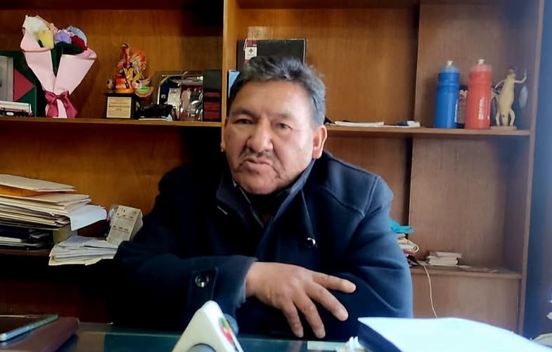 CHOFERES EXIGEN NORMALIZAR COMBUSTIBLE Y DAN PLAZO DE 48 HORAS AL GOBIERNO