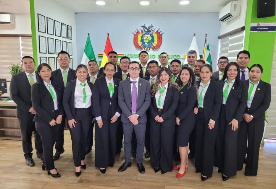 21 PARTICIPANTES DEL OCTAVO PROGRAMA DE FORMACIÓN INICIAL FORTALECERÁN EL TRABAJO FISCAL MEDIANTE PASANTÍAS EN SANTA CRUZ
