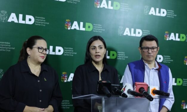 SALA CONSTITUCIONAL ADMITE ACCIÓN POPULAR DE LA ALD CRUCEÑA POR BLOQUEOS