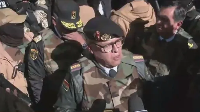 ZÚÑIGA PROMETE REVELAR “TODA LA VERDAD” SOBRE LA ASONADA MILITAR
