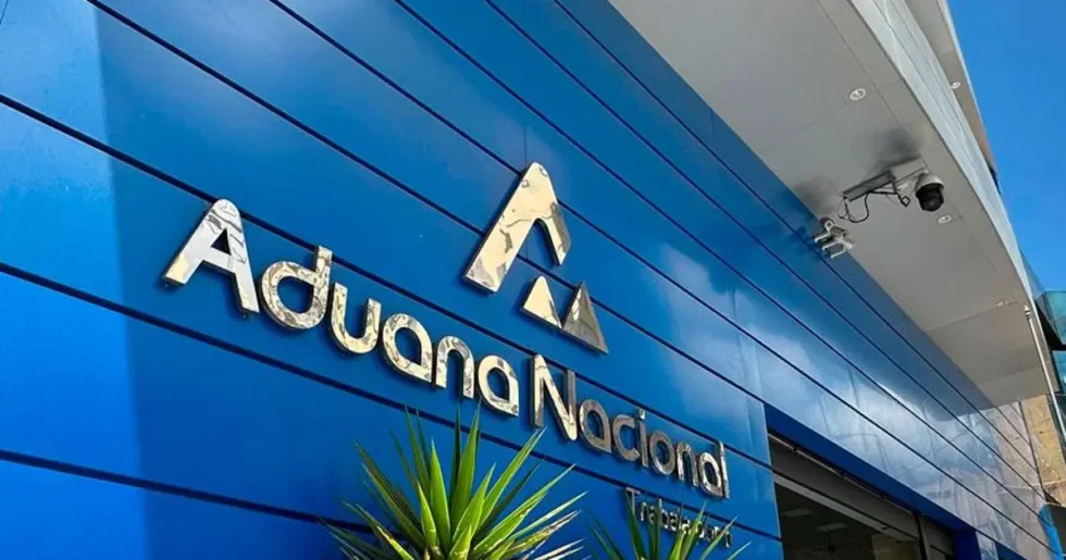 AUDIO REVELA PRESUNTA ORDEN DE RECAUDACIÓN EN LA ADUANA DE ORURO DESTINADA A ALTOS MANDOS
