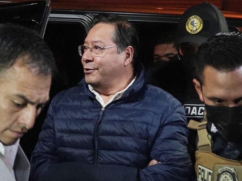 “NO VENGO A PEDIR UN FAVOR, VENGO A PEDIR QUE SE APLIQUE LA LEY”, DICE ARCE SOBRE SU PROCESO
