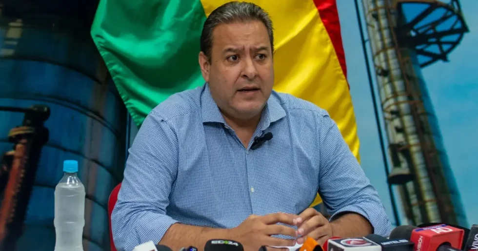 YPFB DESCARTA DEUDA COMO CAUSA DEL DESABASTECIMIENTO Y APUNTA A LA LOGÍSTICA PARALIZADA