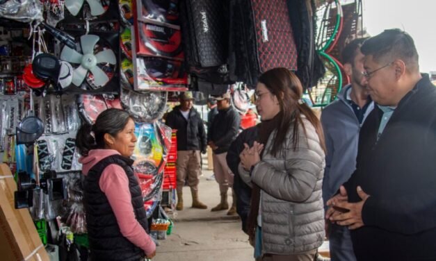 NOTIFICAN A COMERCIANTES POR ASENTAMIENTOS IRREGULARES EN MERCADO LA MORITA