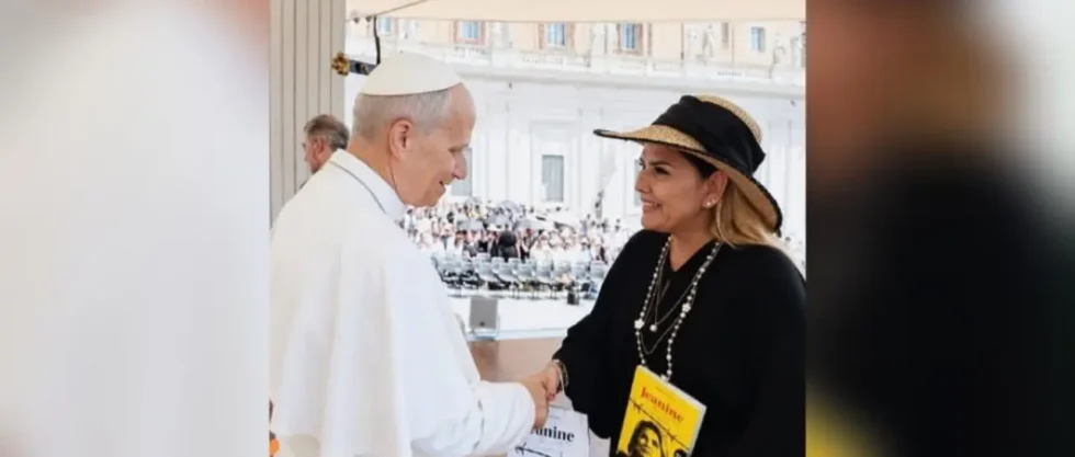 JEANINE AÑEZ DESTACA ENCUENTRO CON EL PAPA: “ME DEJÓ GRATITUD, ESPERANZA Y PAZ”