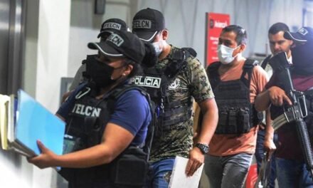 INSPECCIÓN ANTIDROGAS EN VIRU VIRU POR SOSPECHA DE ENVÍO DE DROGA AL EXTERIOR