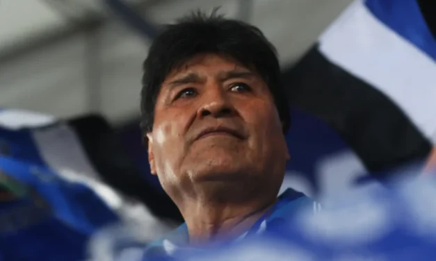 EVO MORALES RECHAZA ACUSACIONES POR BLOQUEOS Y DENUNCIA “PROVOCACIÓN” DEL GOBIERNO