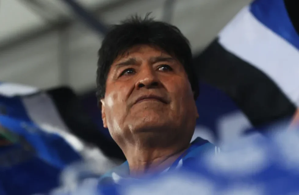 EVO MORALES RECHAZA ACUSACIONES POR BLOQUEOS Y DENUNCIA “PROVOCACIÓN” DEL GOBIERNO
