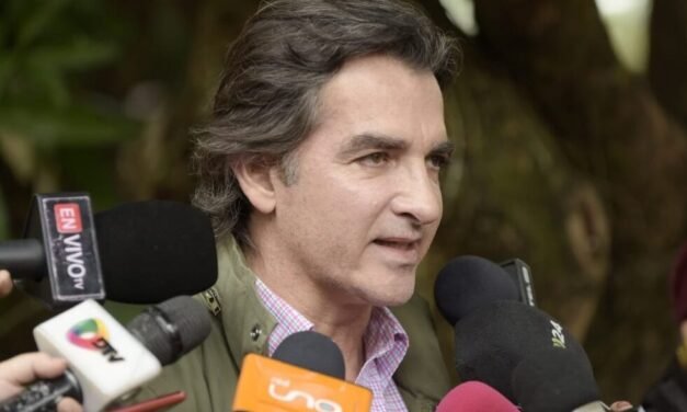 MAMEN INSTRUYE RETIRAR FOTOS DE AUTORIDADES DE OFICINAS MUNICIPALES