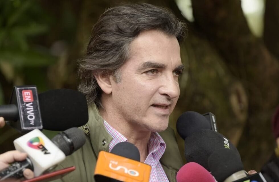 MAMEN INSTRUYE RETIRAR FOTOS DE AUTORIDADES DE OFICINAS MUNICIPALES