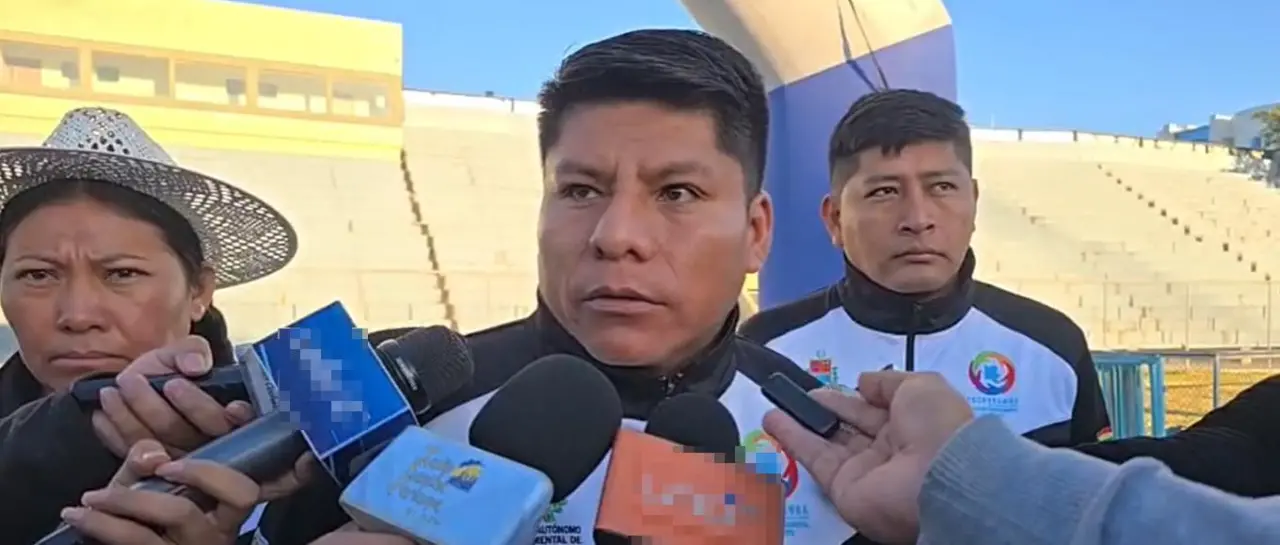 “NOS SIGUEN ENGAÑANDO CON GASOLINA BASURA”, AFIRMA LEONARDO LOZA