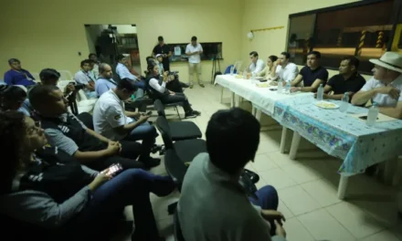 AUTORIDADES FIRMAN ACUERDOS CON DOS DE TRES SECTORES MOVILIZADOS EN SAN JULIÁN