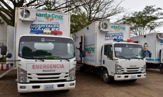 ADMITEN DENUNCIA PENAL CONTRA JHONNY FERNÁNDEZ POR PRESUNTO SOBREPRECIO EN HOSPITALES MÓVILES
