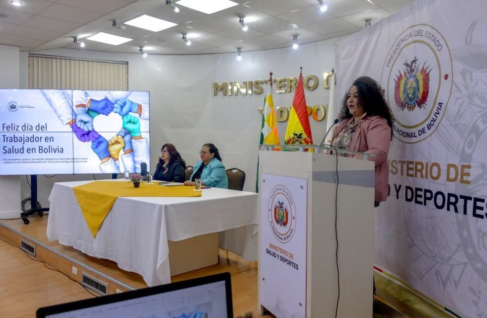 SALUD ANUNCIA PAGO DE HABERES PARA EL LUNES TRAS SUBSANAR OBSERVACIONES