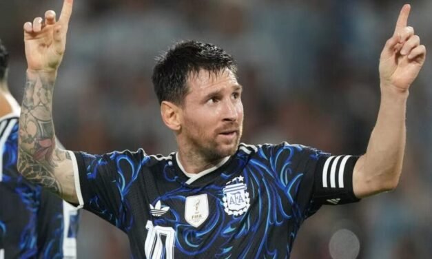 MESSI: «PASE LO QUE PASE, ESTE GRUPO YA ESCRIBIÓ UNA HISTORIA»