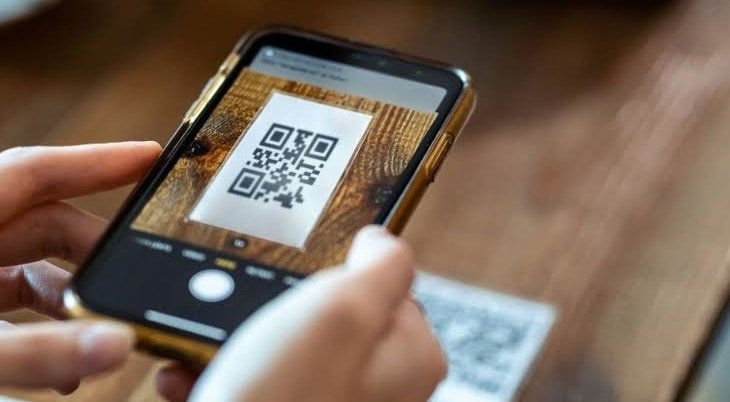 ESCANEÓ UN QR Y PERDIÓ BS 4.300: FELCC ALERTA POR ESTAFA DIGITAL