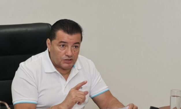 CASO VIADUCTO: SUSPENDEN DECLARACIÓN DE JOHNNY FERNÁNDEZ Y ÉL DENUNCIA “SHOW POLÍTICO”