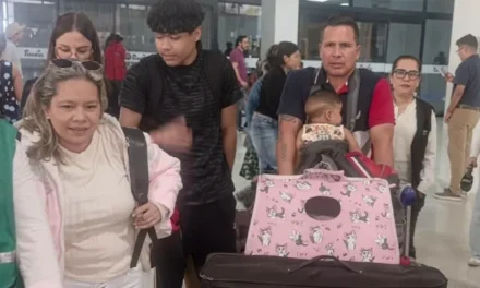 FAMILIA AFECTADA POR SISMOS EN VENEZUELA LLEGA A SANTA CRUZ PARA COMENZAR DE NUEVO