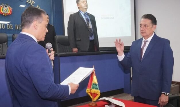 ROBERTO DAGNER RIVERO ZIMMERMANN ASUME EL VICEMINISTERIO DE DEFENSA CIVIL