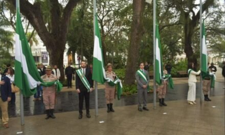 SANTA CRUZ CONMEMORA LOS 162 AÑOS DE SU BANDERA, SÍMBOLO DE IDENTIDAD Y RESISTENCIA