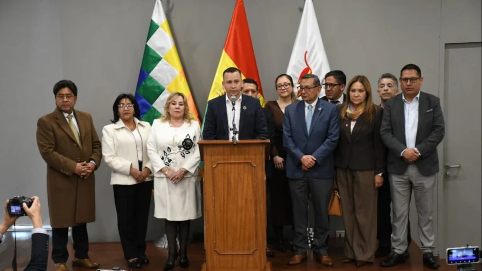 TSJ Y GOBIERNO CONSENSÚAN PROYECTO DE LEY PARA LIBERAR DEPÓSITOS JUDICIALES