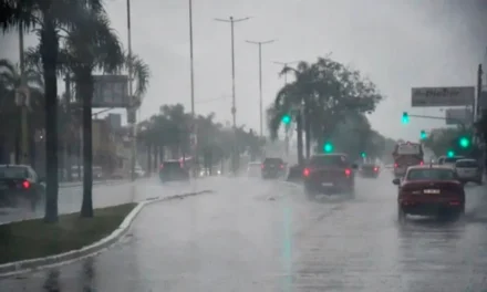 ¡ATENCIÓN SANTA CRUZ! LLUVIAS HASTA EL JUEVES Y DESPUÉS REGRESAN EL CALOR Y LOS VIENTOS