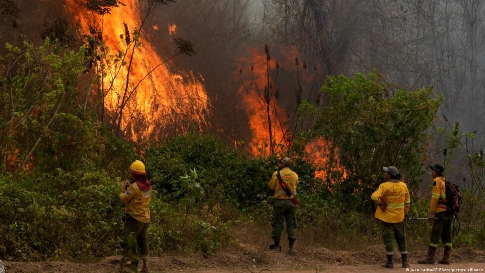 BOLIVIA REGISTRA 805 FOCOS DE CALOR Y SANTA CRUZ CONCENTRA LA MAYOR ALERTA