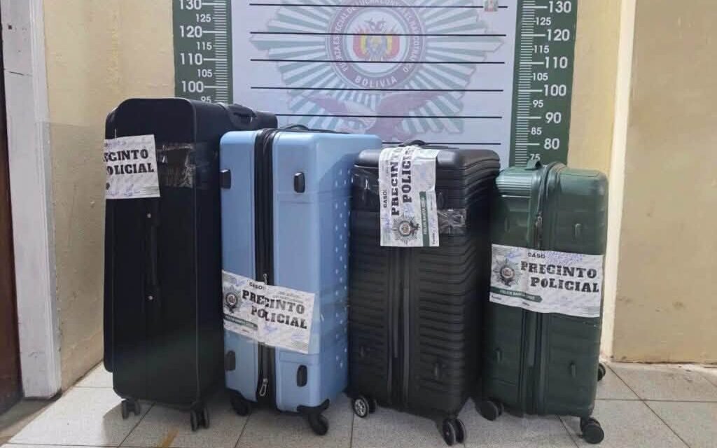 FELCN RASTREA MALETAS DEL CASO “NARCOMALETAS” Y RECUPERA CUATRO VENDIDAS EN FACEBOOK