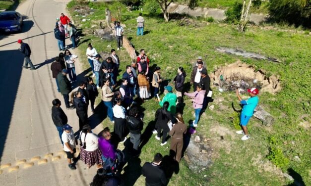CONCEJALES INSPECCIONAN PRESUNTO AVASALLAMIENTO DE ÁREAS VERDES EN EL BARRIO GUAPURÚ