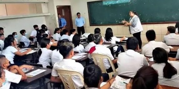 EDUCACIÓN PIDE A PADRES COMPLETAR LA VACUNACIÓN ANTES DEL REGRESO A LAS AULAS