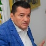 JHONNY FERNÁNDEZ ACUSA A MAMÉN SAAVEDRA DE INCUMPLIR PROMESAS DE CAMPAÑA