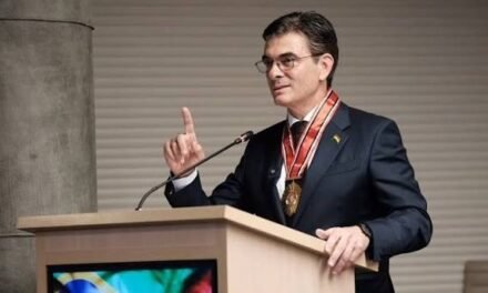 RODRIGO PAZ MEJORA SU IMAGEN Y SE UBICA SEXTO EN LA REGIÓN