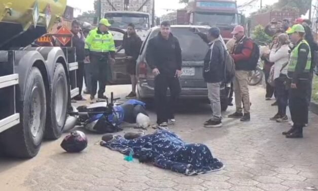 MOTOCICLISTA MUERE TRAS IMPACTAR CON CAMIÓN ESTACIONADO EN EL PARQUE INDUSTRIAL